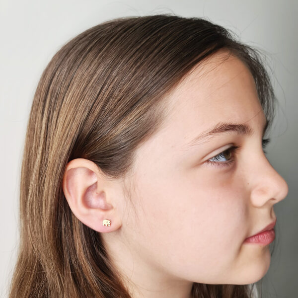 Elefántos arany színű fülbevaló